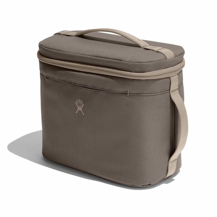 8-l-insulated-lunch-bag-c6 sl8217_8linsulatedlunchbag_sandpiper_angled.jpg