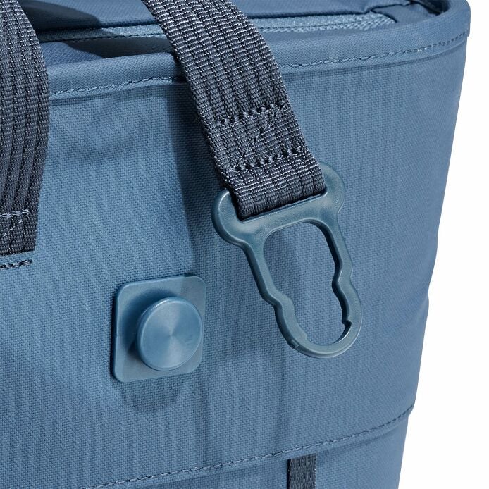 carryouttm-soft-cooler-tote-20-l-q3 250815_hydro_cooler_details_14841_2.jpg