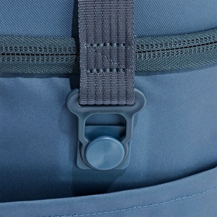 carryouttm-soft-cooler-30-l-w5 250815_hydro_cooler_details_14854_2_5.jpg