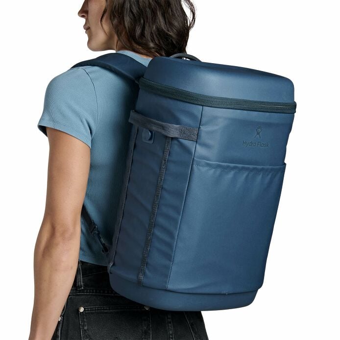 carryouttm-backpack-22-l-s9 250815_hydro_s26_hb_14605_7.jpg