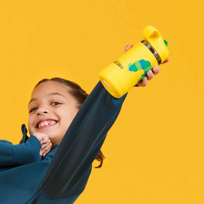 kids-12-oz-bottle-world-of-eric-carletm-e6 9-lifestyle.jpeg