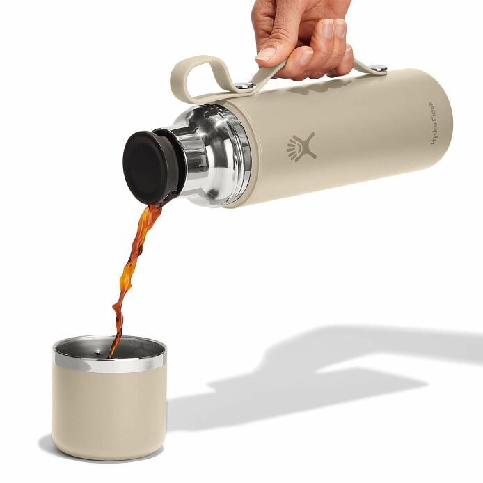 28-oz-hot-flask-and-cup-v9 hot-flask-_-cup-oat-pour.jpg