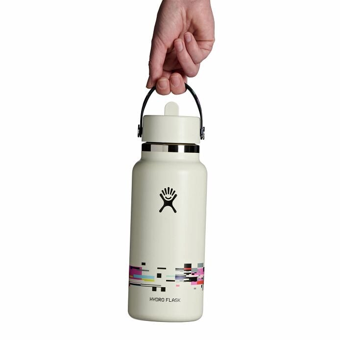 glitch-collection-32-oz-bottle-with-flex-straw-cap-k8 le26-w32-1006-32-oz-wide-flex-straw-cap-glitch-white-hb.jpg