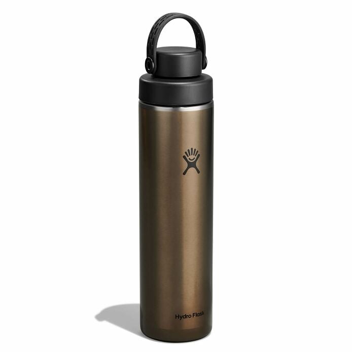 24-oz-lightweight-chug-cap-bottle-j0 lw24lwfcc080-24-oz-lightweight-chug-cap-bottle-wide-mouth-obsidian-angled.jpg