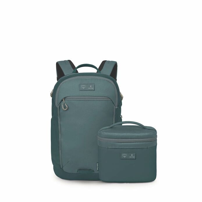 osprey-axis-x-hydro-flask-campus-essentials-bundle-b0 ospreyaxis_hydroflask5l_lunch_bag_f25_front_cascade_10007249.jpg