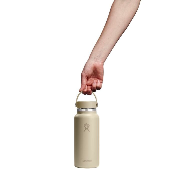 32-oz-wide-mouth-bottle-v9 w32cts114_32ozwideflexcap_oat_hb_1.jpg